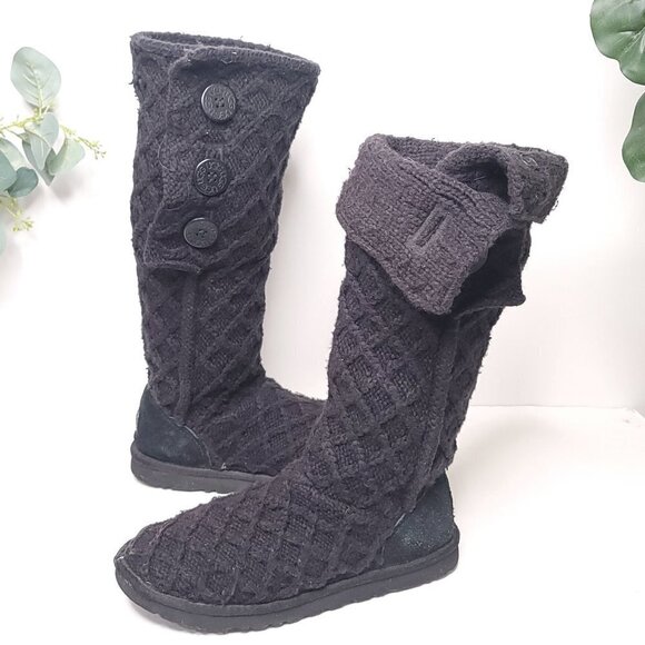 UGG Lattice Cardi Button Detailed Knit Boots - Picture 3 of 8